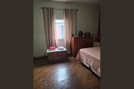 Casa à venda com 355m², 6 quartos e sem vagaQuarto 1