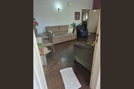 Casa à venda com 355m², 6 quartos e sem vagaSala