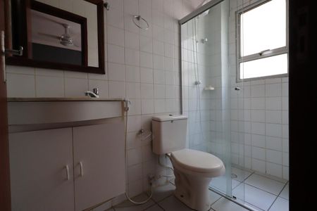 Apartamento para alugar com 73m², 3 quartos e 1 vaga Apartamento para alugar com 73m², 3 quartos e 1 vagaBanheiro da Suíte