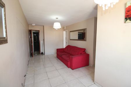 Apartamento à venda com 70m², 2 quartos e 1 vagaSala