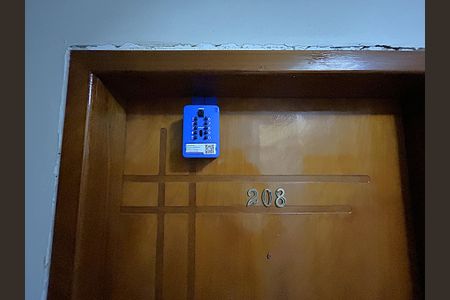 Apartamento à venda com 70m², 2 quartos e 1 vagaLocbox