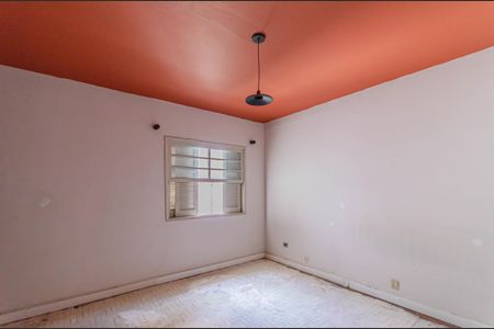 Casa à venda com 257m², 3 quartos e 3 vagasQuarto 2