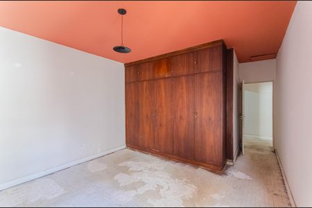 Casa à venda com 257m², 3 quartos e 3 vagasQuarto 2