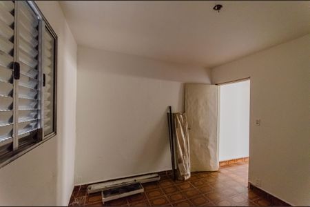 Casa à venda com 257m², 3 quartos e 3 vagasQuarto de Serviço