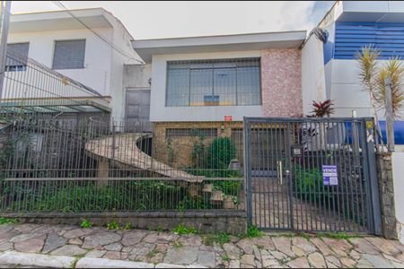 Casa à venda com 257m², 3 quartos e 3 vagasFachada