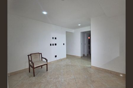 Casa de condomínio à venda com 70m², 2 quartos e sem vagaSala