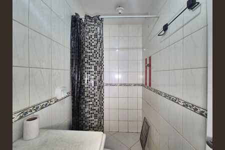 Casa de condomínio à venda com 70m², 2 quartos e sem vagaBanheiro