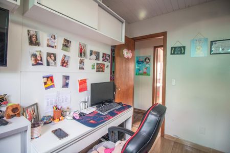 Casa à venda com 87m², 3 quartos e 2 vagasQuarto 2
