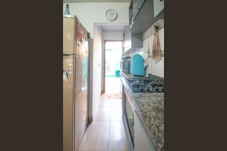 Casa à venda com 87m², 3 quartos e 2 vagasCozinha e Área de Serviço