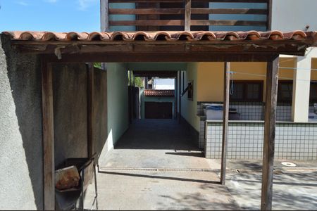 Casa à venda com 350m², 3 quartos e 5 vagas Casa à venda com 350m², 3 quartos e 5 vagasGaragem