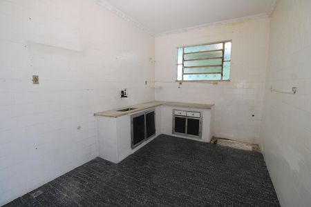 Casa à venda com 153m², 3 quartos e 2 vagasCozinha