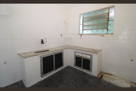 Casa à venda com 153m², 3 quartos e 2 vagasCozinha