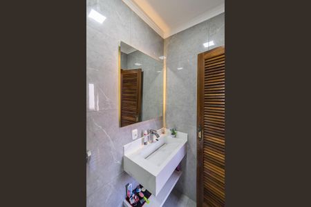 Casa à venda com 400m², 4 quartos e 3 vagas Casa à venda com 400m², 4 quartos e 3 vagasBanheiro da Suíte 4