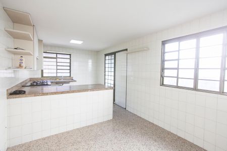 Casa para alugar com 70m², 3 quartos e 1 vaga Casa para alugar com 70m², 3 quartos e 1 vagaCozinha