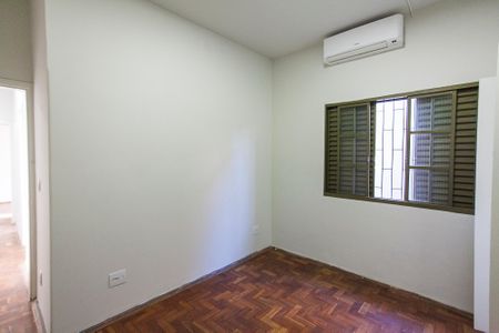 Casa para alugar com 70m², 3 quartos e 1 vaga Casa para alugar com 70m², 3 quartos e 1 vagaSuite
