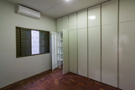 Casa para alugar com 70m², 3 quartos e 1 vaga Casa para alugar com 70m², 3 quartos e 1 vagaSuite