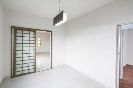 Casa para alugar com 70m², 3 quartos e 1 vaga Casa para alugar com 70m², 3 quartos e 1 vagaSala de Jantar