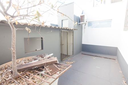 Casa para alugar com 70m², 3 quartos e 1 vaga Casa para alugar com 70m², 3 quartos e 1 vagaCanil