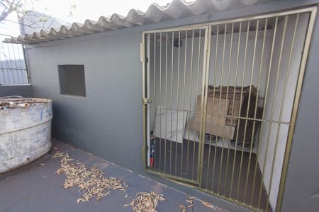 Casa para alugar com 70m², 3 quartos e 1 vaga Casa para alugar com 70m², 3 quartos e 1 vagaCanil