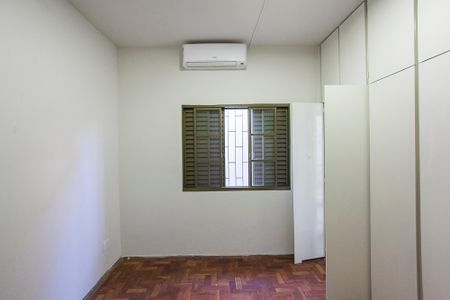 Casa para alugar com 70m², 3 quartos e 1 vaga Casa para alugar com 70m², 3 quartos e 1 vagaSuite