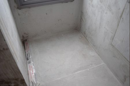 Apartamento à venda com 370m², 3 quartos e 4 vagasBanheiro da Suíte 2