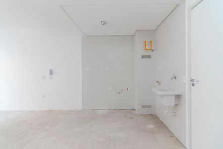 Apartamento à venda com 31m², 1 quarto e sem vaga Apartamento à venda com 31m², 1 quarto e sem vagaCozinha e Área de Serviço