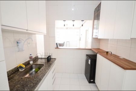 Apartamento à venda com 60m², 2 quartos e sem vagaCozinha