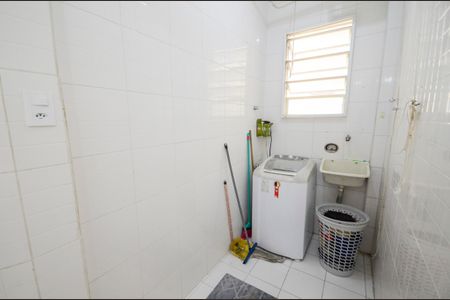 Apartamento à venda com 60m², 2 quartos e sem vagaÁrea de Serviço
