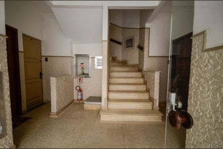 Apartamento à venda com 60m², 2 quartos e sem vagaHall