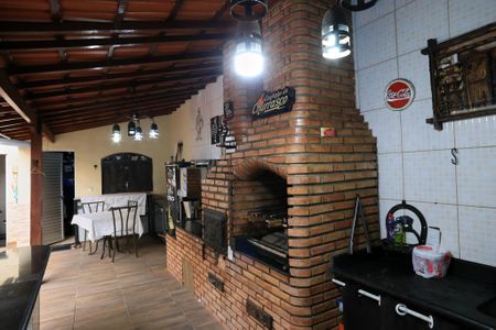 Casa à venda com 579m², 6 quartos e 10 vagasChurrasqueira