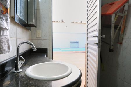 Casa à venda com 579m², 6 quartos e 10 vagasBanheiro de Serviço