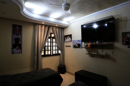 Casa à venda com 579m², 6 quartos e 10 vagasQuarto 3