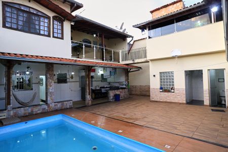 Casa à venda com 579m², 6 quartos e 10 vagasÁrea externa