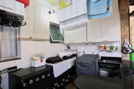 Casa à venda com 579m², 6 quartos e 10 vagasÁrea de Serviço