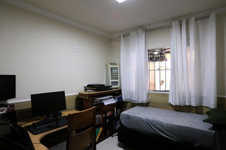 Casa à venda com 579m², 6 quartos e 10 vagasQuarto 2