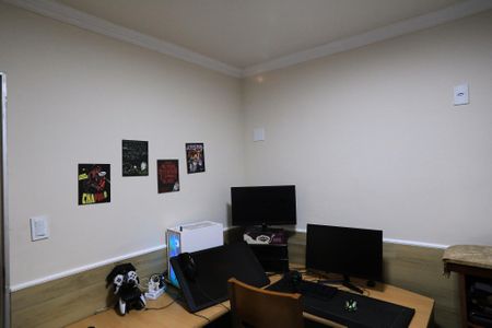 Casa à venda com 579m², 6 quartos e 10 vagasQuarto 2