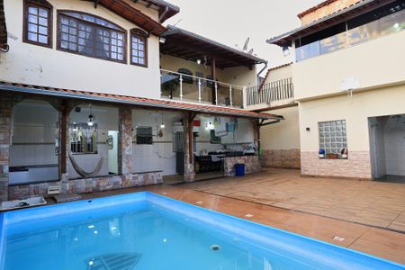 Casa à venda com 579m², 6 quartos e 10 vagasPiscina