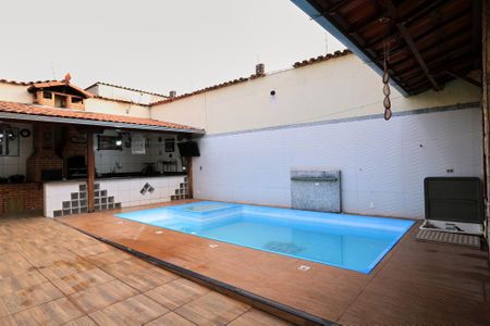 Casa à venda com 579m², 6 quartos e 10 vagasPiscina