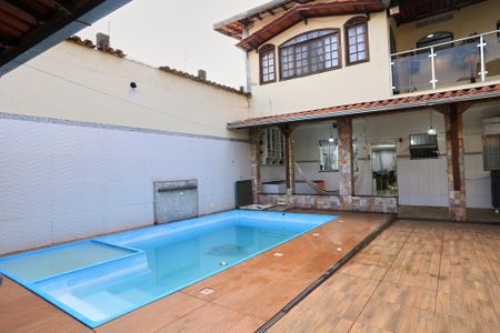 Casa à venda com 579m², 6 quartos e 10 vagasPiscina