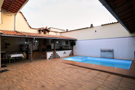 Casa à venda com 579m², 6 quartos e 10 vagasÁrea externa