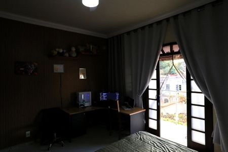 Casa à venda com 579m², 6 quartos e 10 vagasQuarto 4