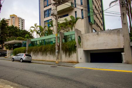 Apartamento para alugar com 191m², 4 quartos e 3 vagasFachada