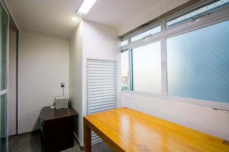 Apartamento para alugar com 191m², 4 quartos e 3 vagasCozinha - Apoio
