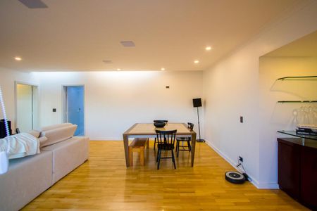 Apartamento para alugar com 191m², 4 quartos e 3 vagasSala