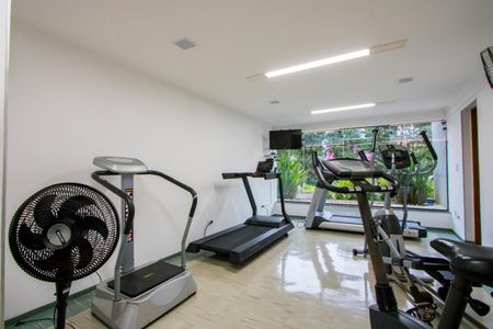 Apartamento para alugar com 191m², 4 quartos e 3 vagasÁrea comum