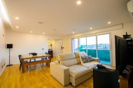 Apartamento para alugar com 191m², 4 quartos e 3 vagasSala