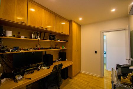 Apartamento para alugar com 191m², 4 quartos e 3 vagasEscritório