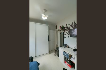 Casa à venda com 203m², 3 quartos e 4 vagasQuarto 2 