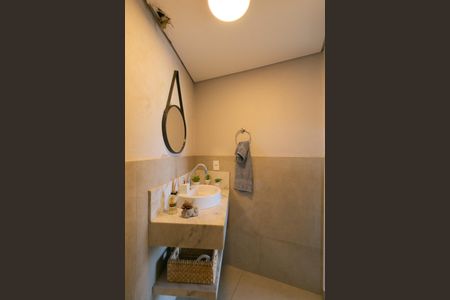 Casa à venda com 203m², 3 quartos e 4 vagasLavabo