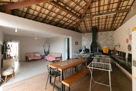 Casa à venda com 203m², 3 quartos e 4 vagasÁrea Externa